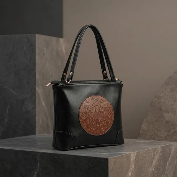 Black_PU_Leather_Handbag_For_Women