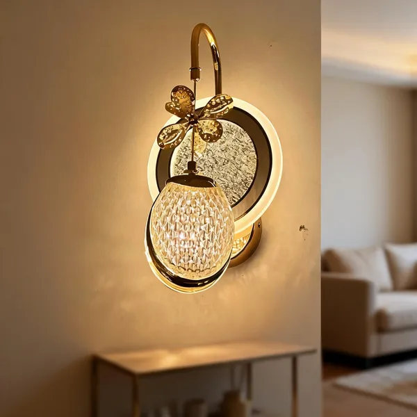 Metal_Crystal_Glass_Gold_Dragonfly_Globe_Shade_Wall_Light