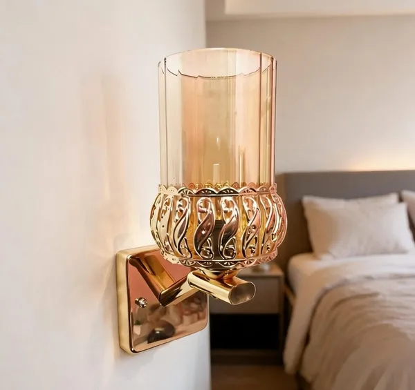 Glass_Metal_Gold_Amber_Twisted_Base_Wall_Sconce