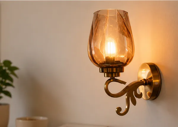 Brass_Glass_Classic_Tulip_Amber_Wall_Sconce