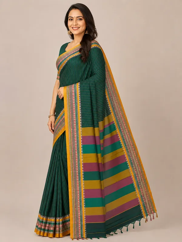 Anuradha_Dark_Green_Striped_Pattern_Narayanpet_Pure_Cotton_Saree_Masarai_Cotton_With_Running_Blouse_Piece_For_Women