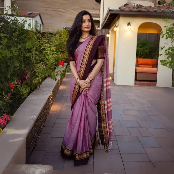 Elephant_Border_100%_Pure_Narayanpet_Cotton_Saree_With_Runing_Blouse_Piece