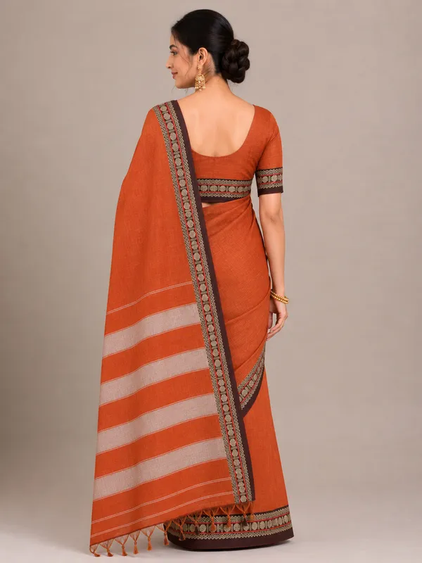 Shraddha_Orange_Narayanapet_Pure_Handloom_Cotton_Saree_With_Running_Blouse_Piece_Same_Saree_Color_For_Women