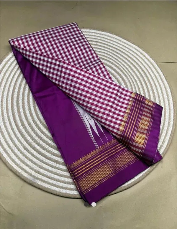 Ilakal_Small_Tam_Tam_Checks_Purple_Cotton_Silk_Saree_With_Tope_Teni_Pallu_Original_Quality_For_Women