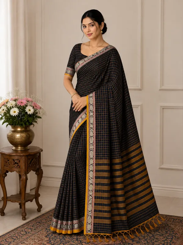 Deepali_Rani_Black_Small_Checksed_Pattern_Pure_Mersrised_Narayanapet_Pure_Cotton_Saree_With_Running_Blouse_Piece_Same_As_A_Saree_Color_For_Women
