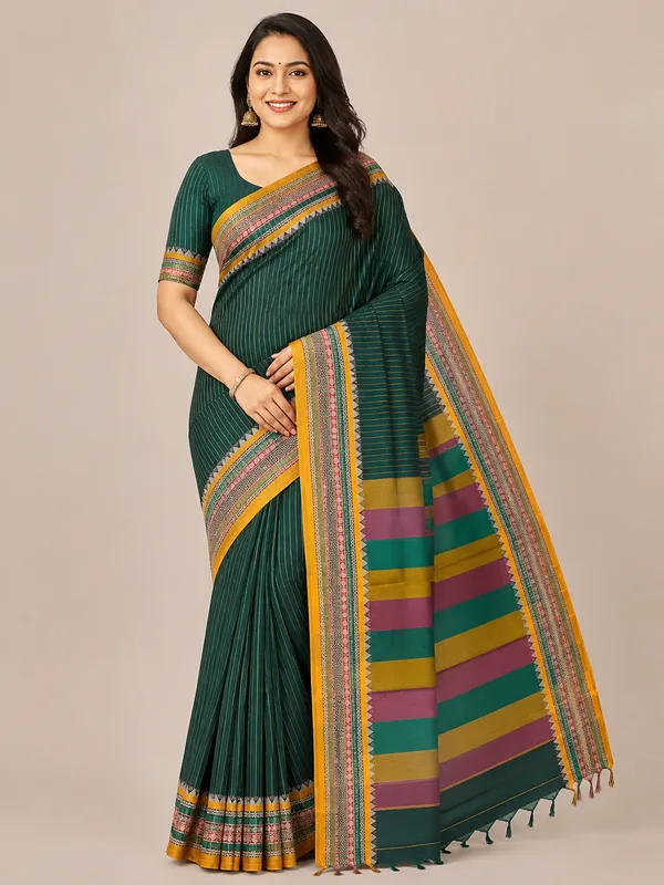 Anuradha_Dark_Green_Striped_Pattern_Narayanpet_Pure_Cotton_Saree_Masarai_Cotton_With_Running_Blouse_Piece_For_Women