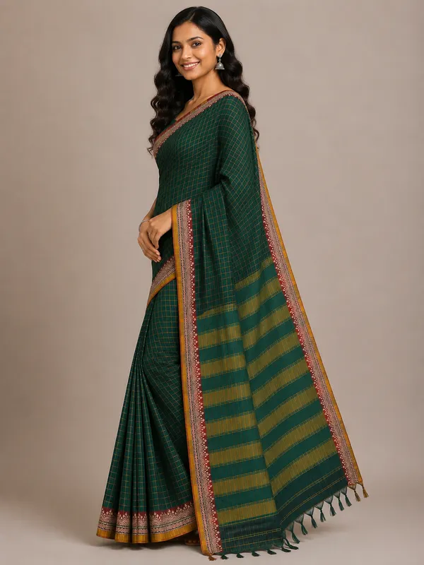 Botel_Green_Narayanapet_Pure_Cotton_Small_Checks_Saree_With_Running_Blouse_Piece_Same_As_A_Saree_Color_For_Women