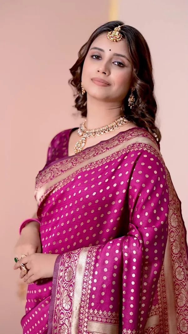 Banarasi_Style_Magenta_Silk_Saree_with_Golden_Buti,_Rich_Floral_Border_&_Designer_Pallu