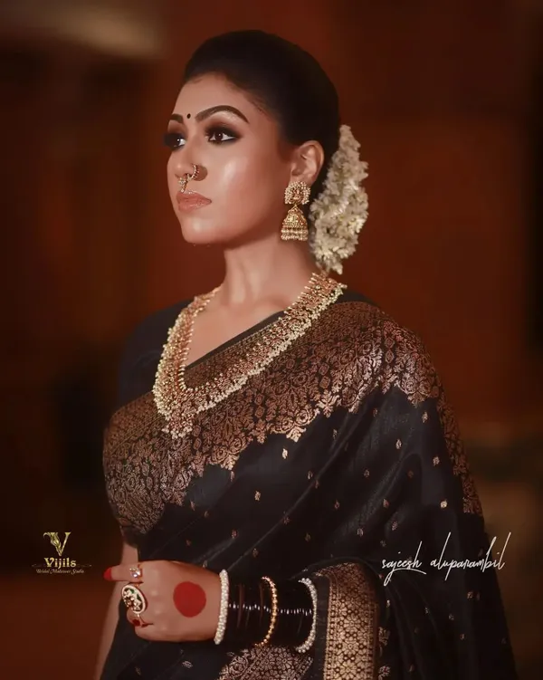Black_Soft_Lichi_Silk_Jacquard_Saree_with_Rich_Gold_Designer_Pallu_&_Border