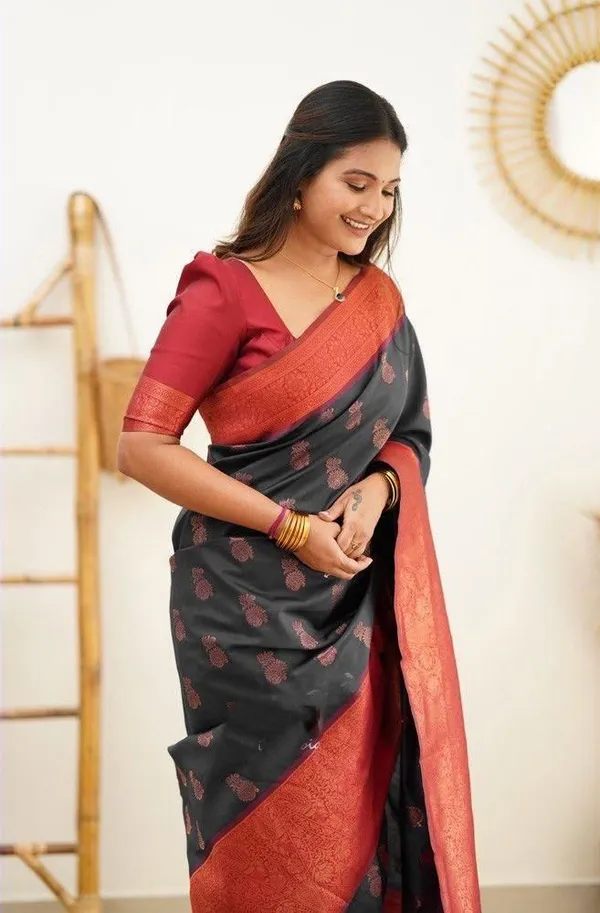 Black_Soft_Lichi_Silk_Saree_with_Rich_Jacquard_Pallu_&_Floral_Motifs