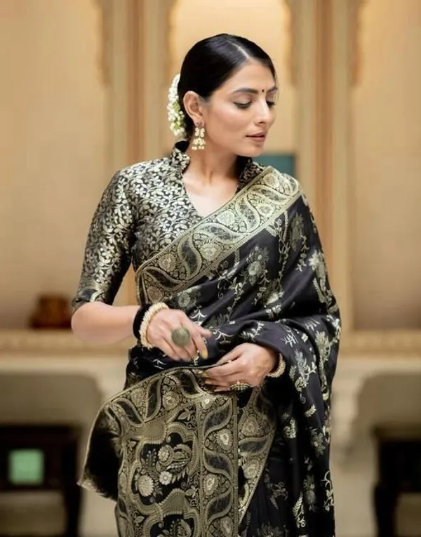 Black_Soft_Silk_Saree_with_Intricate_Floral_Jacquard_Weaving_&_Rich_Designer_Border