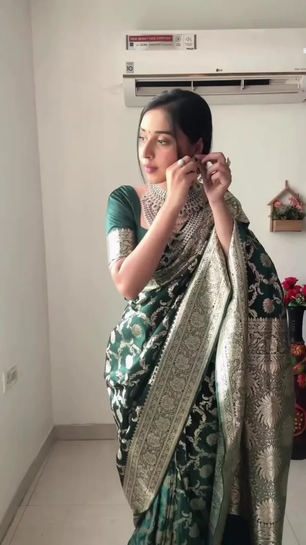 Bottle_Green_Soft_Lilan_Slab_Saree_with_Golden_Floral_Weaving