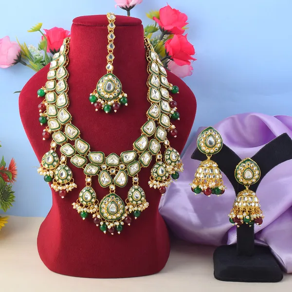 Bridal_Maroon_&_Green_Kundan_Necklace_Set_With_Pearl_Drops,_Jhumka_Earrings_&_Maang_Tikka
