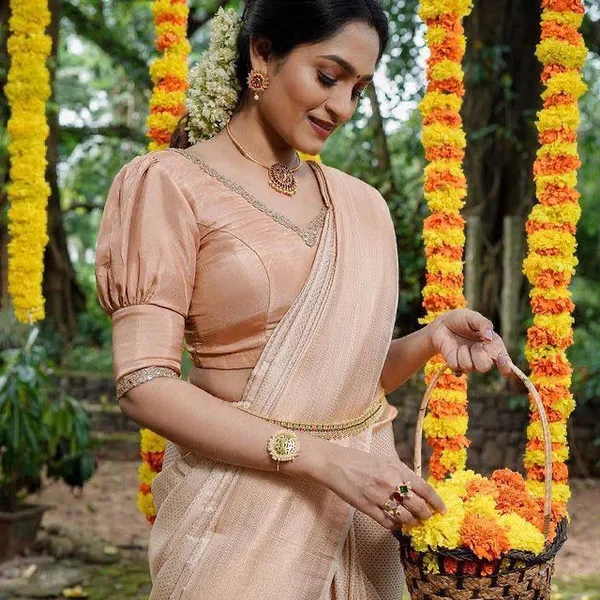 Cream_Soft_Lichi_Silk_Saree_with_Rich_Jacquard_Work_&_Designer_Pallu