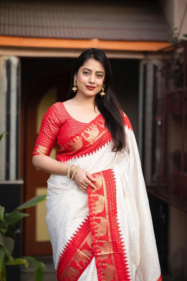 Designer_White_&_Red_Lichi_Silk_Saree_with_Jacquard_Weaving,_Rich_Pallu_&_Traditional_Motifs