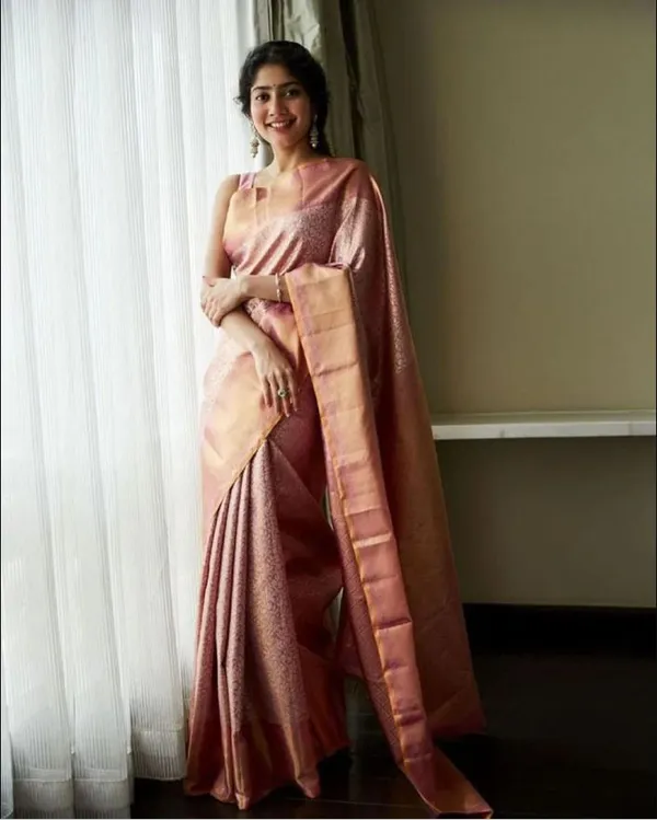 Elegant_Baby_Pink_Soft_Lichi_Silk_Saree_with_Rich_Jacquard_Pallu_&_All-Over_Work