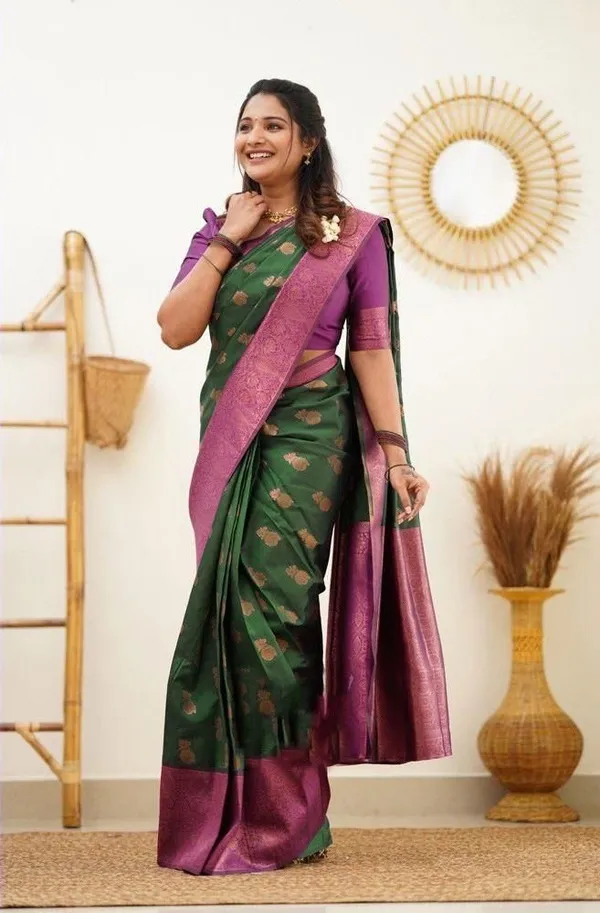 Elegant_Green_Lichi_Silk_Saree_with_Rich_Jacquard_Pallu_&_Border
