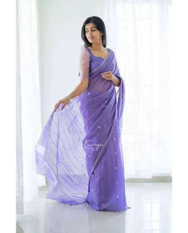 Elegant_Lavender_Soft_Lilan_Slab_Saree_with_Golden_Weaving
