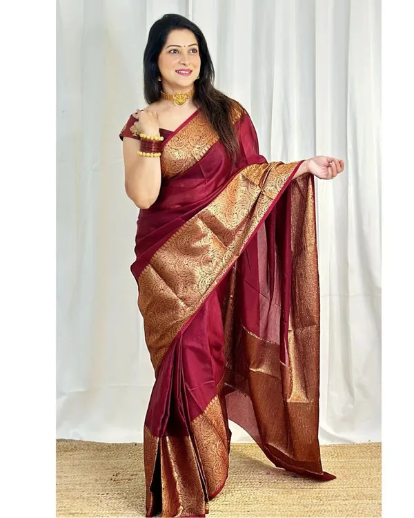 Elegant_Maroon_Lichi_Silk_Saree_with_All-Over_Jacquard_Work