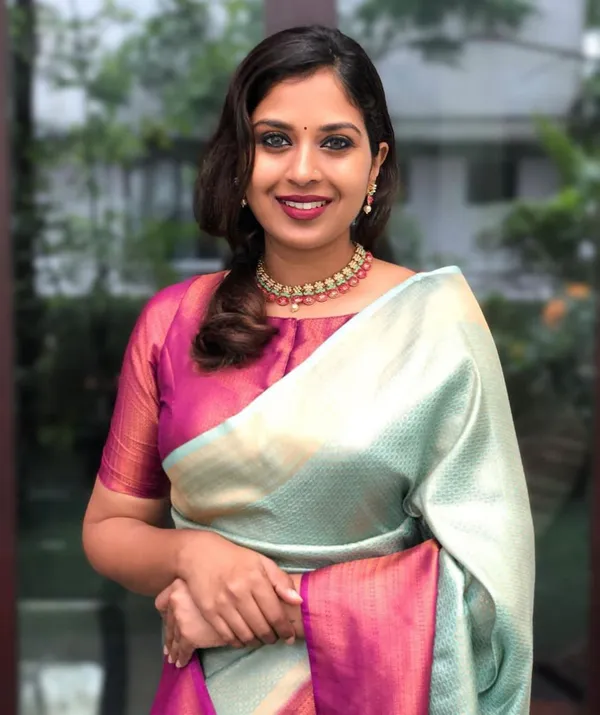 Elegant_Mint_Green_Soft_Lichi_Silk_Saree_with_Rich_Jacquard_Pallu_&_Border