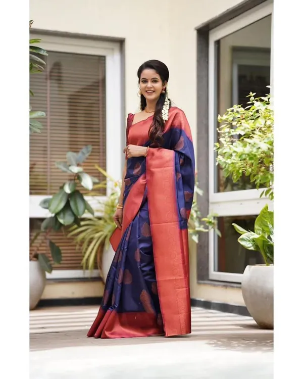 Elegant_Navy_Blue_&_Coral_Lichi_Silk_Jacquard_Saree