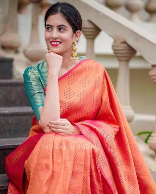 Elegant_Peach_Pink_Silk_Saree_with_Woven_Checks_&_Contrast_Teal_Blouse