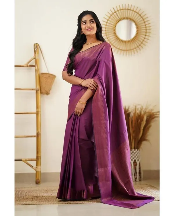 Elegant_Pink_Lichi_Silk_Saree_with_Rich_Jacquard_Pallu