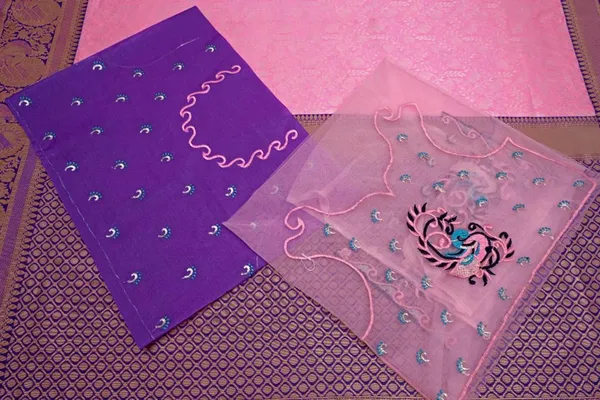 Elegant_Pink_Lichi_Silk_Saree_with_Rich_Purple_Jacquard