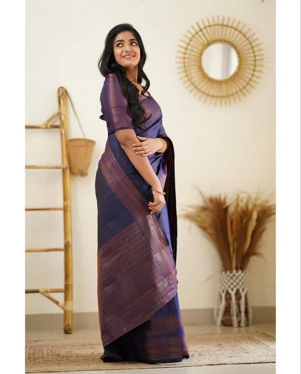 Elegant_Purple_Lichi_Silk_Saree_with_Rich_Jacquard_Pallu