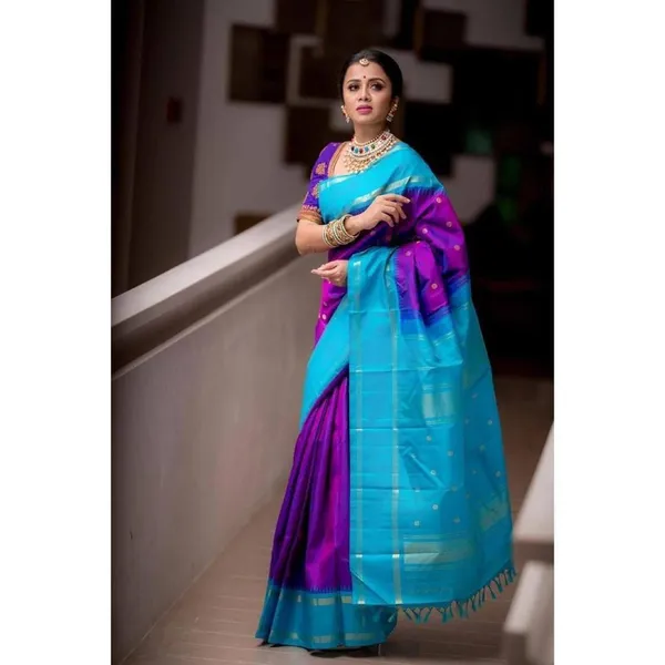 Elegant_Purple_Turquoise_Lichi_Silk_Jacquard_Saree_Collection