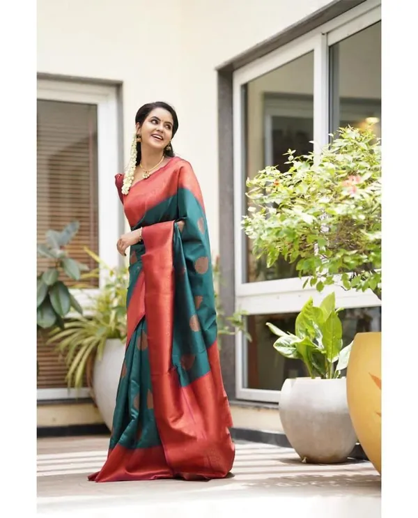 Elegant_Rama_Green_&_Coral_Lichi_Silk_Jacquard_Saree