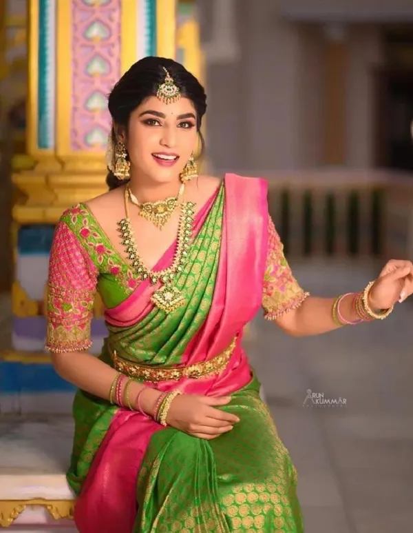 Green_&_Pink_Soft_Lichi_Silk_Jacquard_Saree