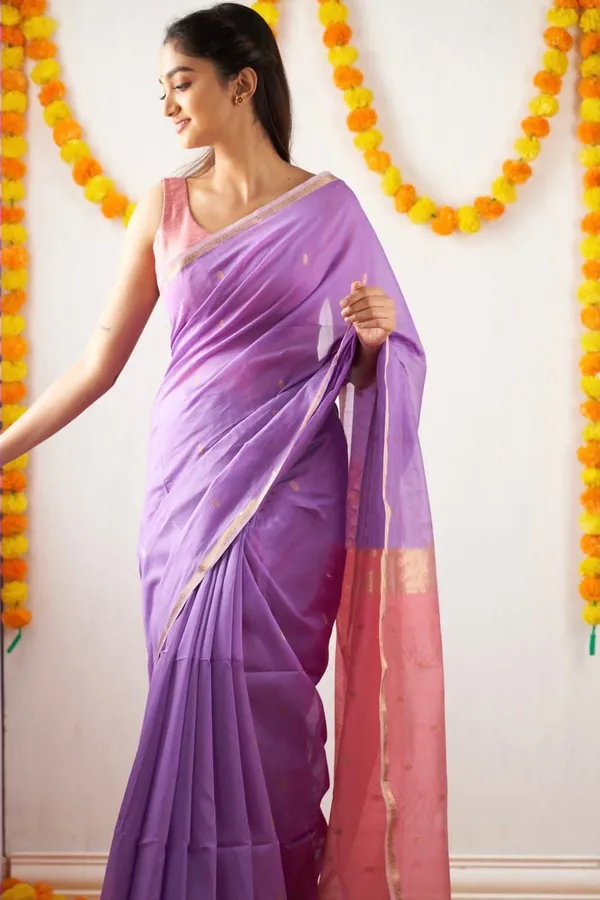 Lavender_Purple_Soft_Lichi_Silk_Saree_with_Pink_Pallu_&_Gold_Border