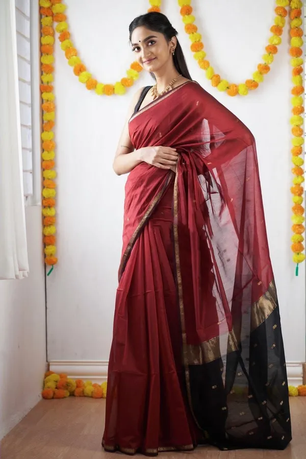 Maroon_Soft_Lichi_Silk_Saree_with_Rich_Jacquard_Pallu_&_Exclusive_Border