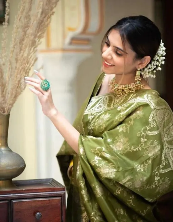 Mehndi_Soft_Silk_Saree_with_Floral_Jacquard_Weaving,_Rich_Pallu_&_Designer_Border