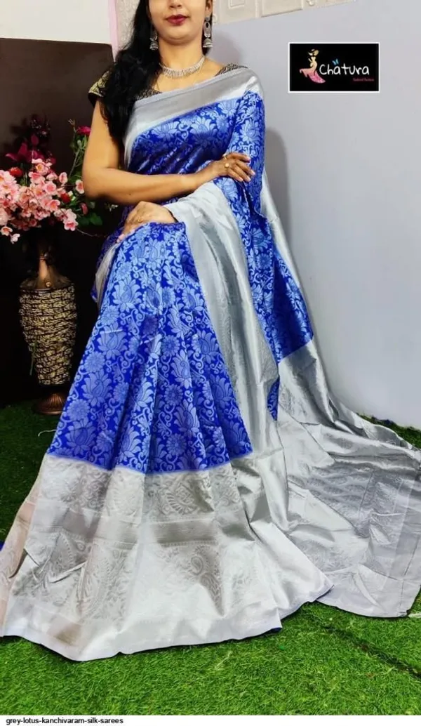Navy_Blue_&_Silver_Soft_Lichi_Silk_Jacquard_Saree