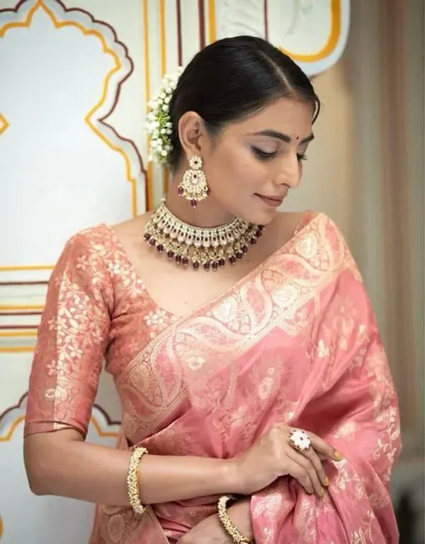 Peach_Pink_Soft_Silk_Saree_with_Floral_Jacquard_Weaving_&_Elegant_Designer_Pallu