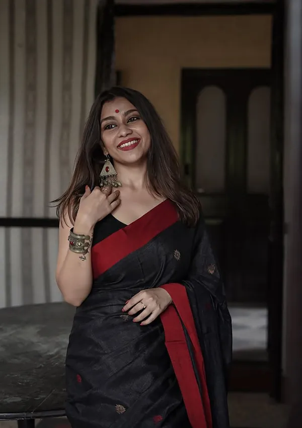 Premium_Black_Lilan_Slab_Saree_with_Rich_Woven_Pallu_&_Red_Border