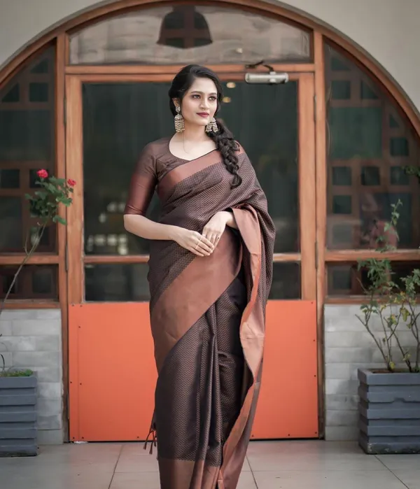 Premium_Coffee_Brown_Soft_Lichi_Silk_Jacquard_Saree