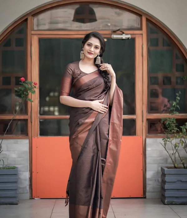 Premium_Coffee_Brown_Soft_Lichi_Silk_Jacquard_Saree
