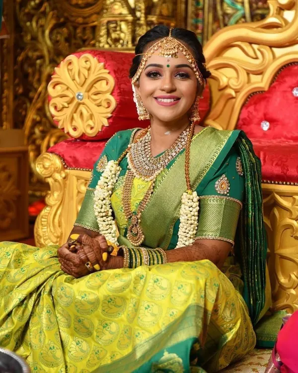 Premium_Green_&_Lime_Soft_Lichi_Silk_Jacquard_Saree_with_Rich_Pallu