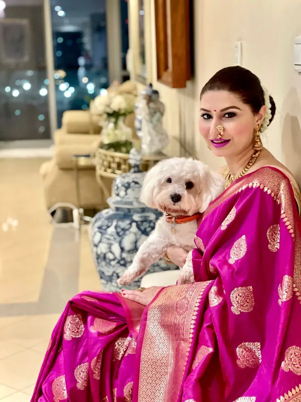 Premium_Magenta_Pink_Soft_Lichi_Silk_Saree_with_Rich_Jacquard_Pallu_&_Woven_Zari_Work