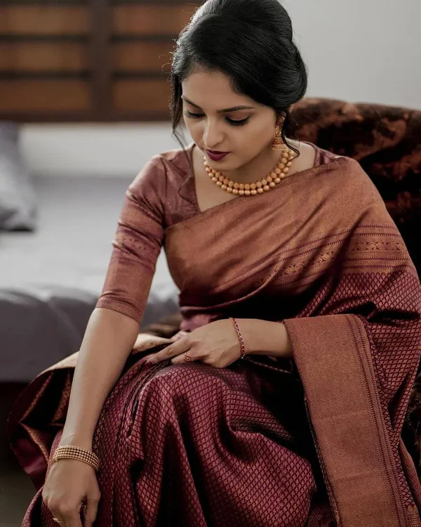 Premium_Maroon_Soft_Lichi_Silk_Jacquard_Woven_Saree