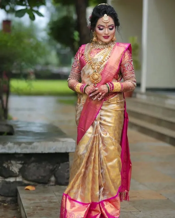 Premium_Soft_Lichi_Silk_Saree_with_Geometric_Jacquard_Design_&_Rich_Pink_Designer_Pallu