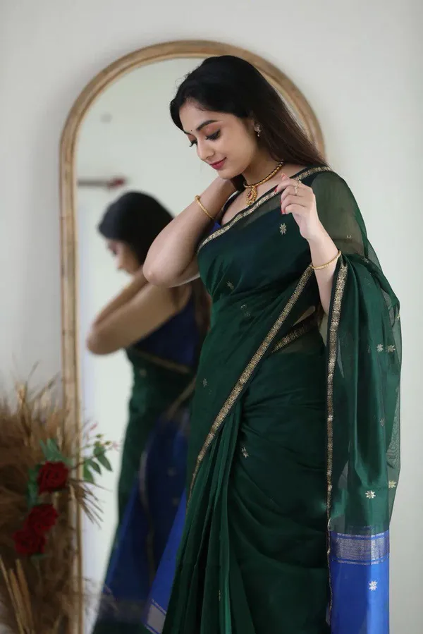 Premium_Soft_Lichi_Silk_Saree_with_Royal_Blue_Rich_Pallu_&_Golden_Jacquard_Border