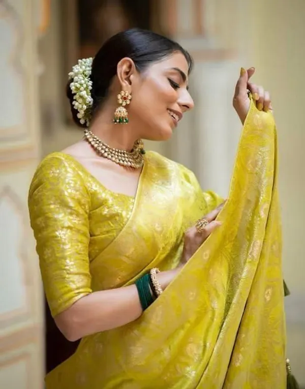 Premium_Yellow_Soft_Lichi_Silk_Saree_with_All-Over_Floral_Jacquard_Weave_&_Designer_Border