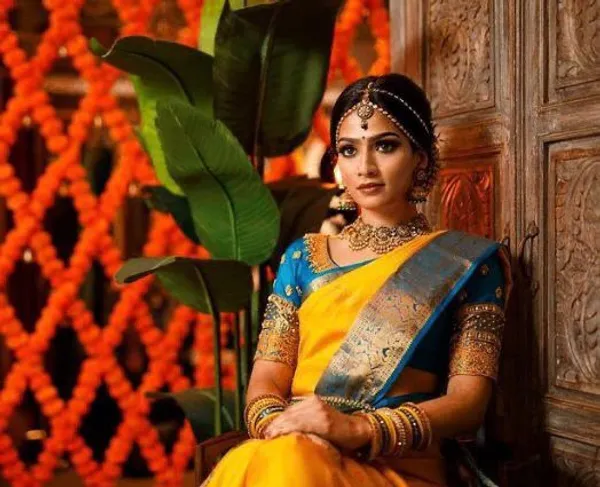 Premium_Yellow_&_Teal_Blue_Soft_Lichi_Silk_Jacquard_Saree
