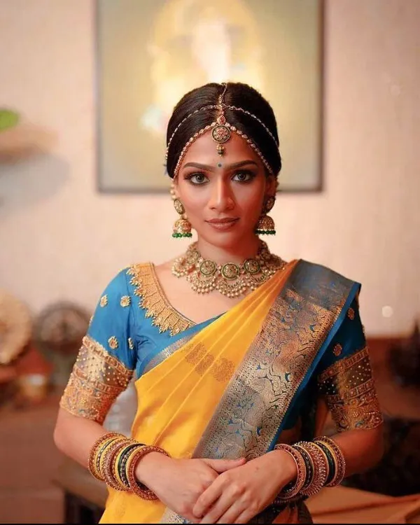 Premium_Yellow_&_Teal_Blue_Soft_Lichi_Silk_Jacquard_Saree