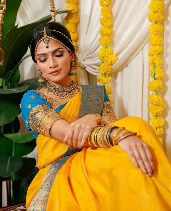 Premium_Yellow_&_Teal_Blue_Soft_Lichi_Silk_Jacquard_Saree