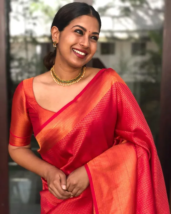 Red_Soft_Lichi_Silk_Saree_with_Rich_Jacquard_Work